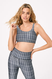 Hi-Shine Scoop Neck Bra in Houndstooth