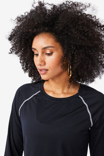 WorkIt Long Sleeve Tee in New Yorker Black